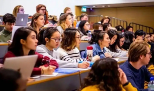 ������͔��˺��Ї���ϵ�������෿�r�������A���н鿿���ȿ͑��՘ӷ�ٍ������ز� ...